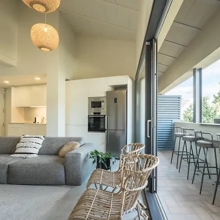 Flateli - Gironalife Apartment Girona