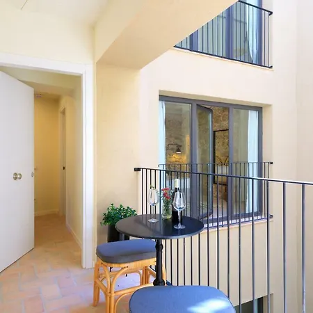 Flateli - Gironalife * Girona